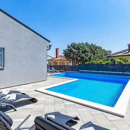 Toni & Julija Apartment Porec Exterior photo